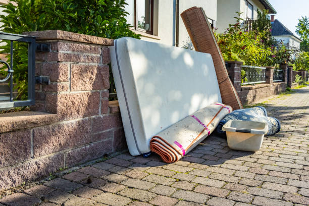 Best Yard Waste Removal  in Dyersburg, TN